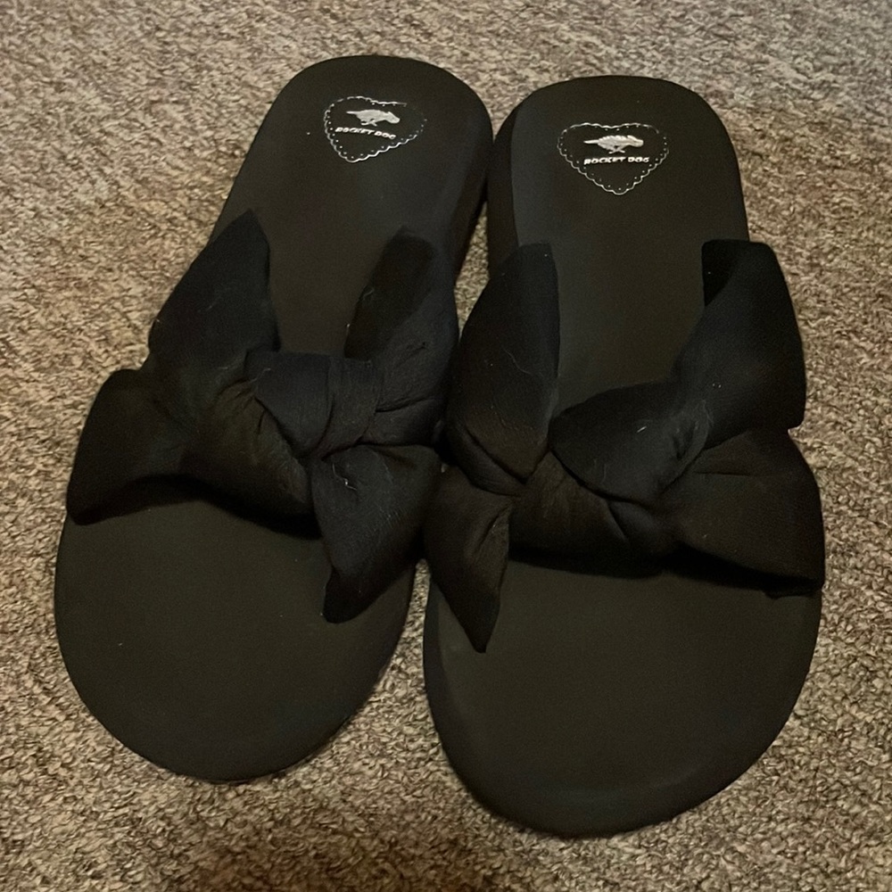 Flip flops